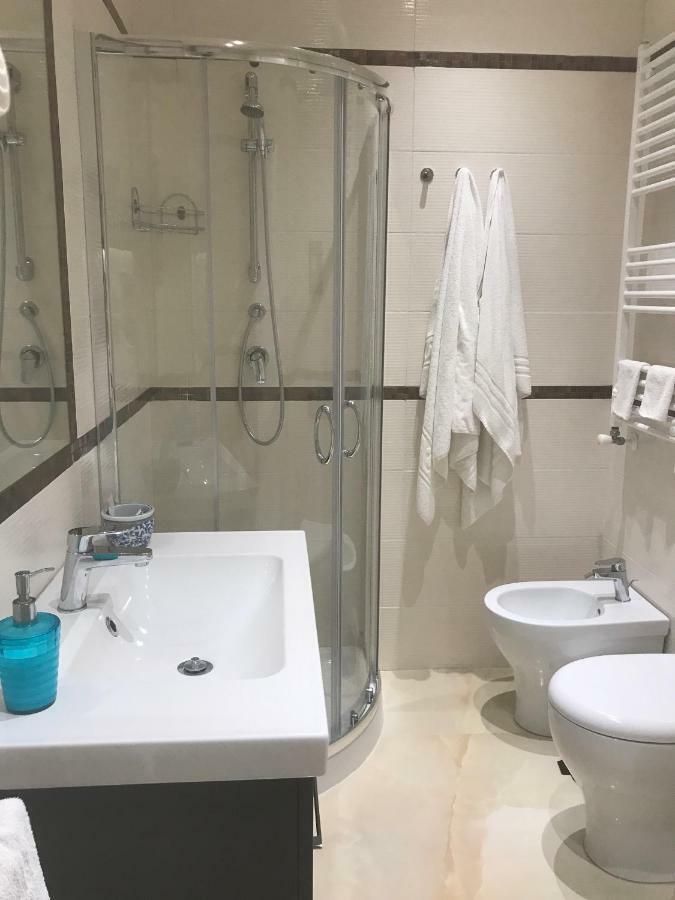 카타니아 Aquila House B&B 외부 사진
