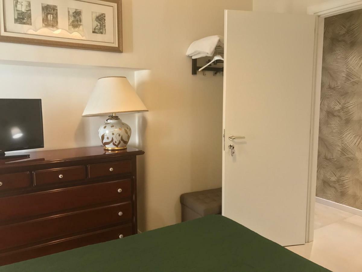 카타니아 Aquila House B&B 외부 사진