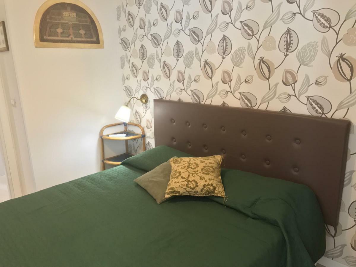 카타니아 Aquila House B&B 외부 사진